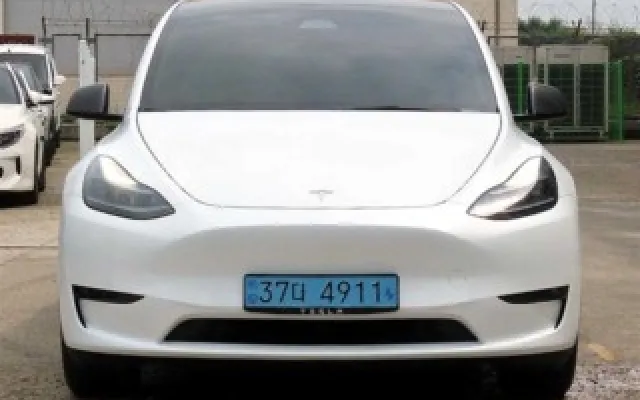 테슬라 모델 Y RWD 테슬라 2023년 09월 38,193km