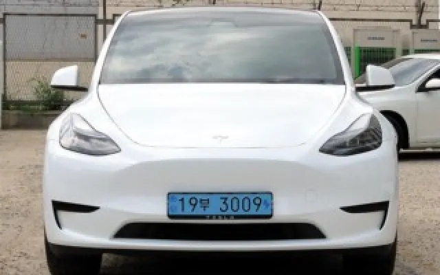 테슬라 모델 Y RWD 테슬라 2023년 10월 48,334km