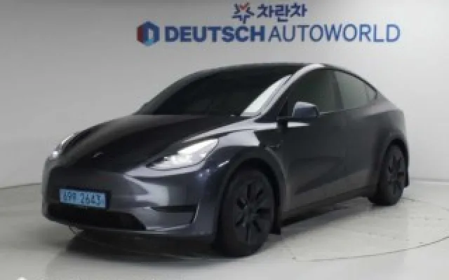 테슬라 모델 Y RWD 테슬라 2025년 03월 40,014km