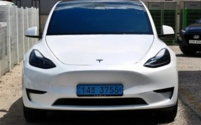 테슬라 모델 Y RWD 테슬라 2024년 03월 34,435km