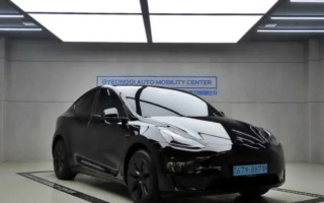 테슬라 모델 Y RWD 테슬라 2024년 06월 24,568km