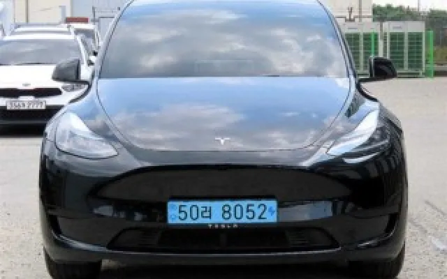 테슬라 모델 Y RWD 테슬라 2024년 03월 44,561km