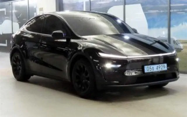 테슬라 모델 Y RWD 테슬라 2025년 09월 11,350km